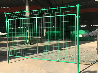公路隔离栅图片5
