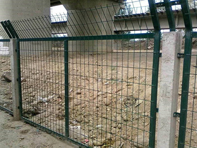 铁路防护栅栏图片4